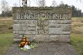 Bergen-Belsen   104